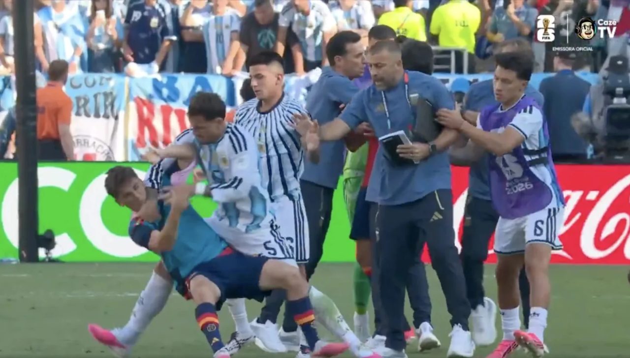 Fifa abre investigação sobre briga na final da Copa