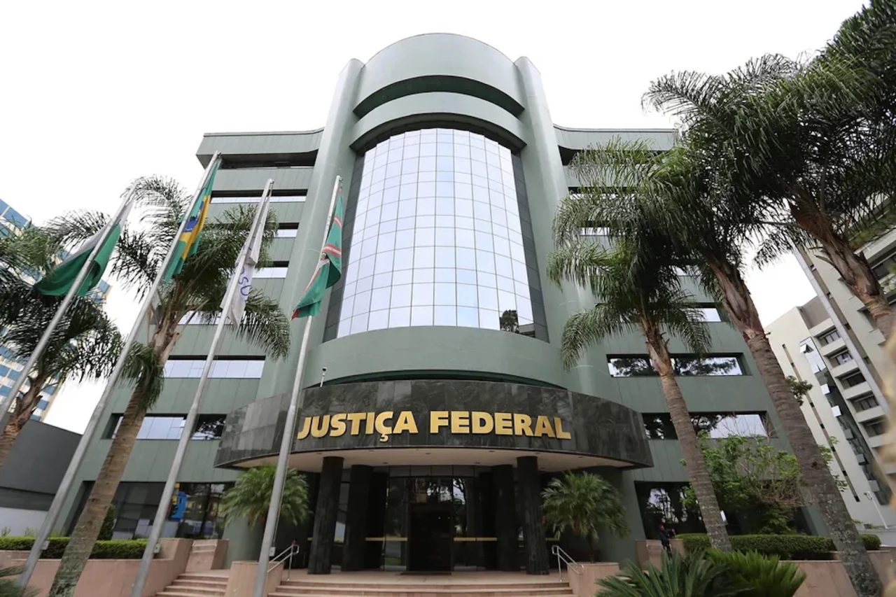 Justiça Federal anula denúncia da Lava Jato envolvendo a Petrobras