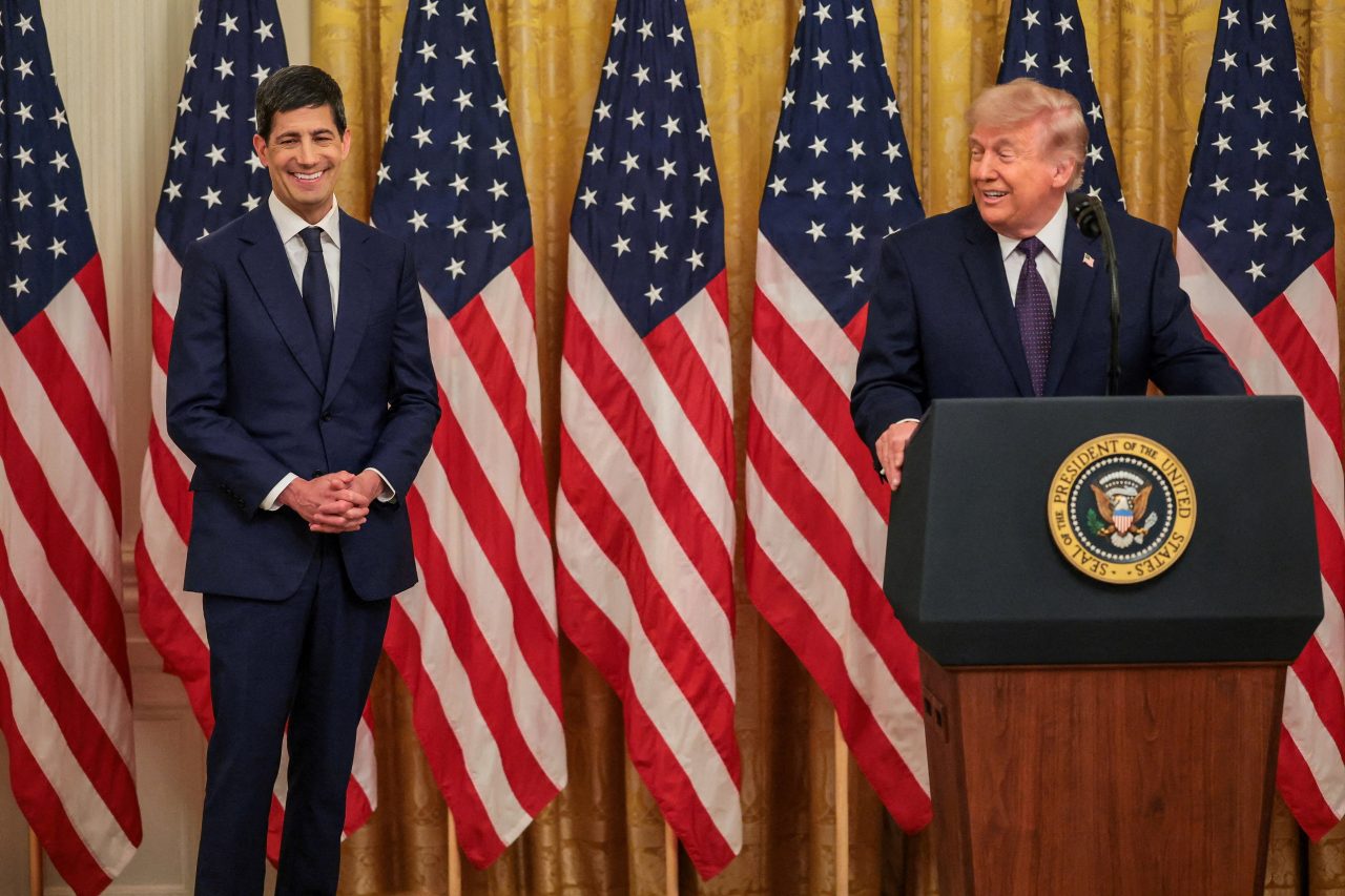 Trump mantém apoio ao seu escolhido 'brilhante' para o Fed apesar da ausência de cortes de juros