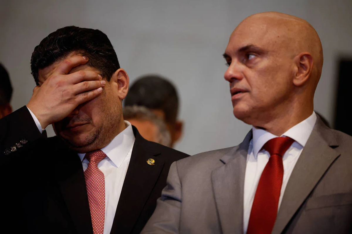 Moraes impede nova lei de beneficiar condenado do 8 de janeiro