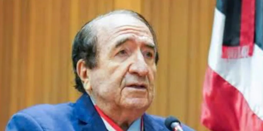 PH: Homenagem para Carlos César Bandeira