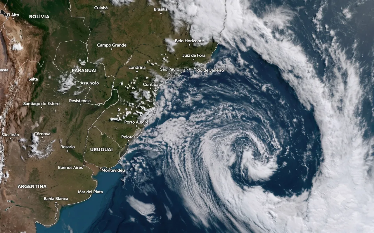 Frente fria pode virar ciclone e levar temporais ao Sul; veja a previsão do tempo
