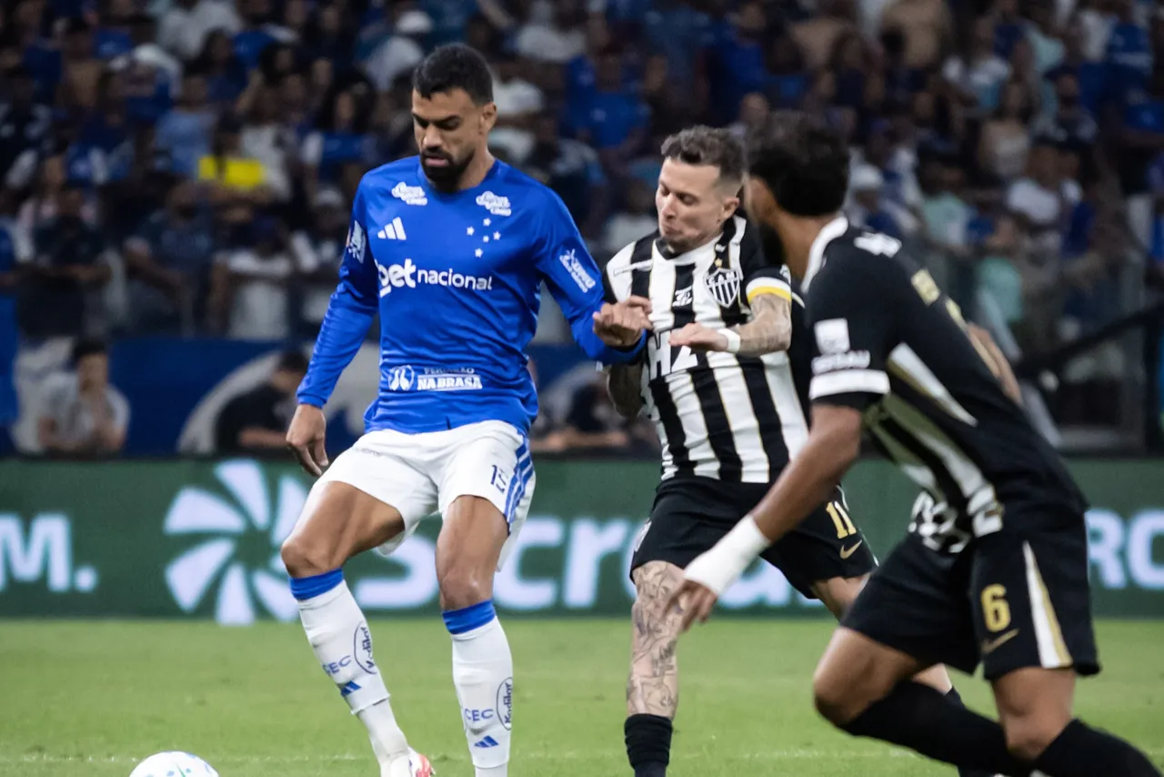 Atlético x Cruzeiro em aberto: quem leva vantagem em mata-matas