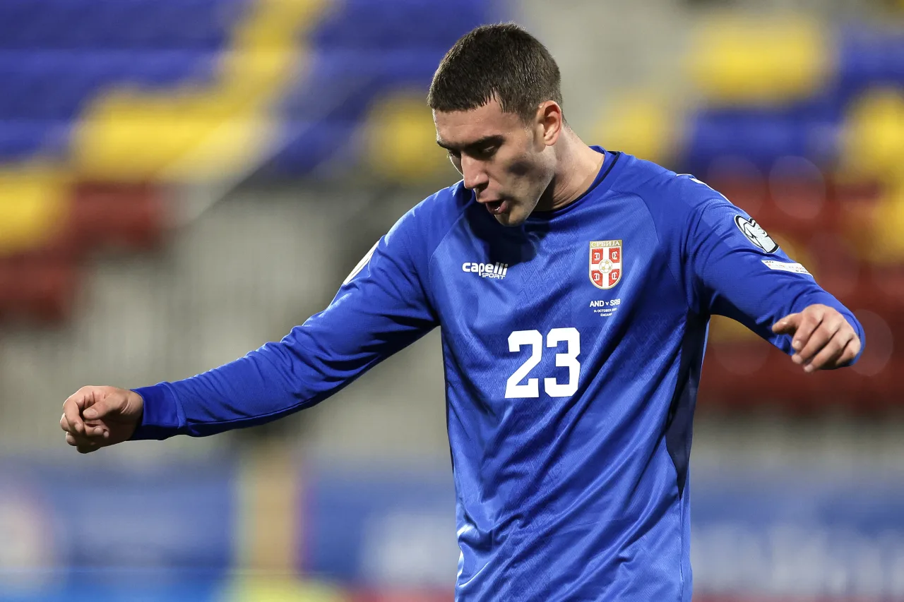 Atacante sérvio Dusan Vlahovic deixa Juventus e assina com Besiktas
