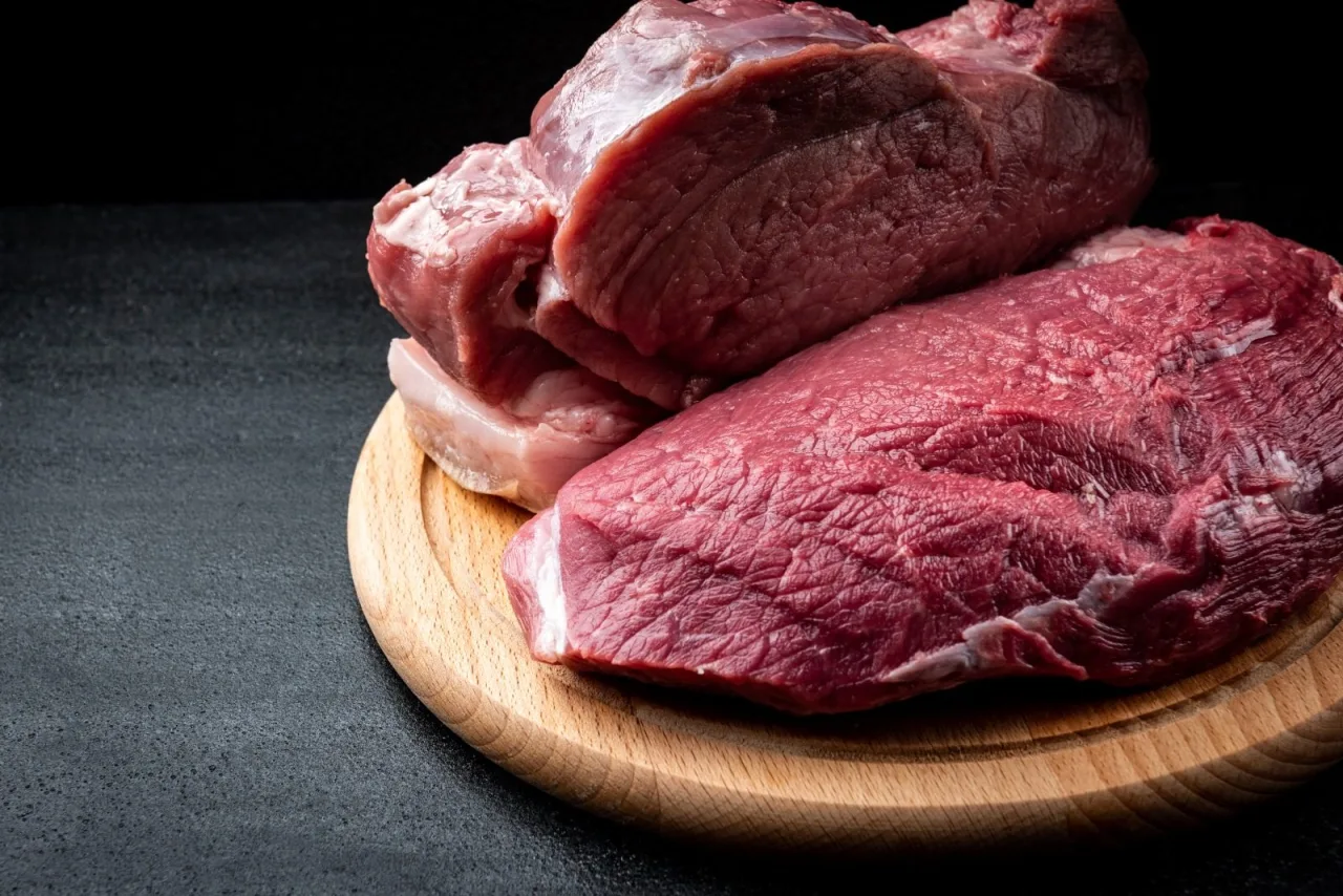 EUA liberam importação de carne bovina sem tarifa extra por 90 dias; entenda