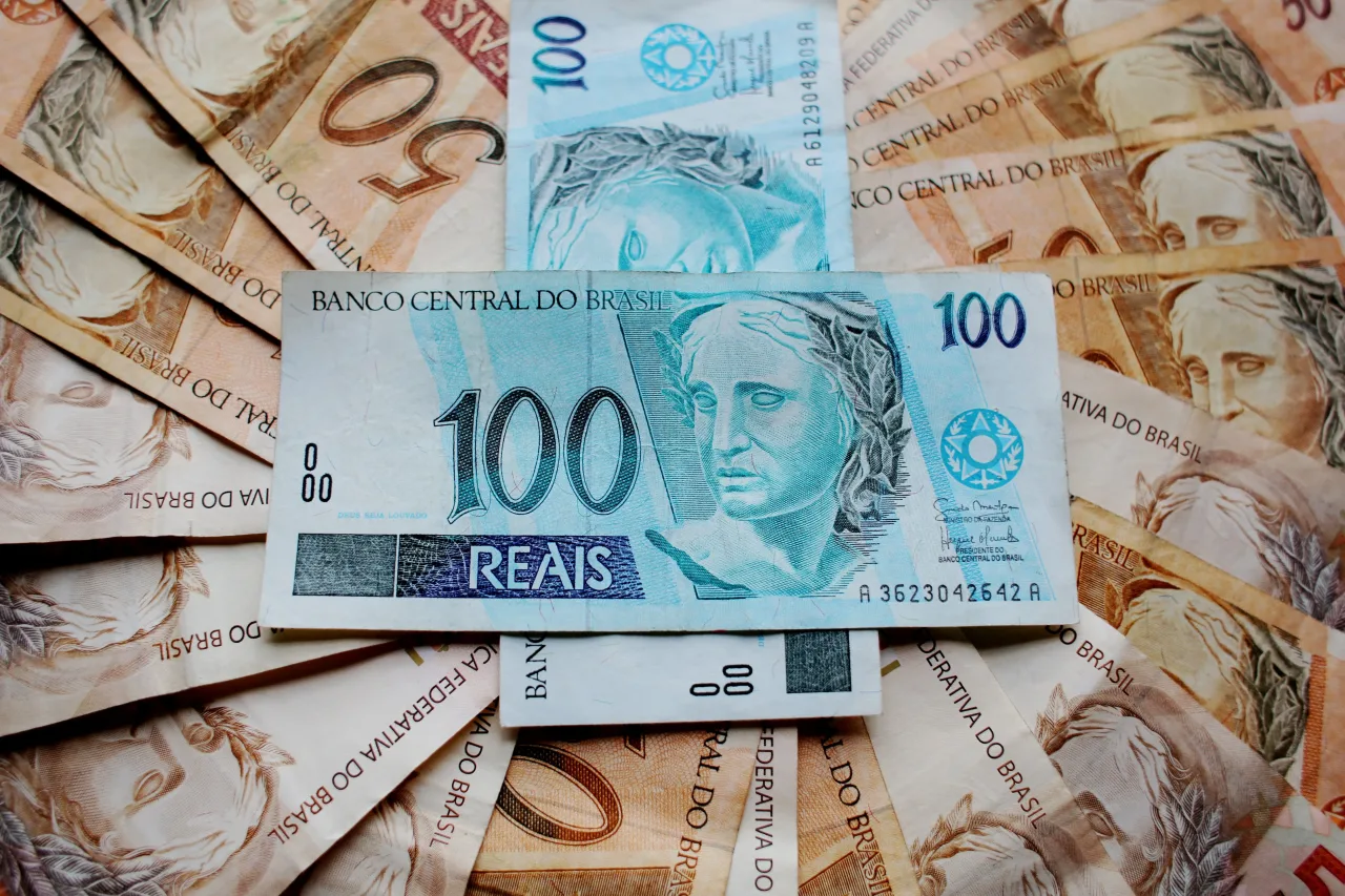 Mercado eleva projeção de deficit primário para R$ 59,1 bi em 2026