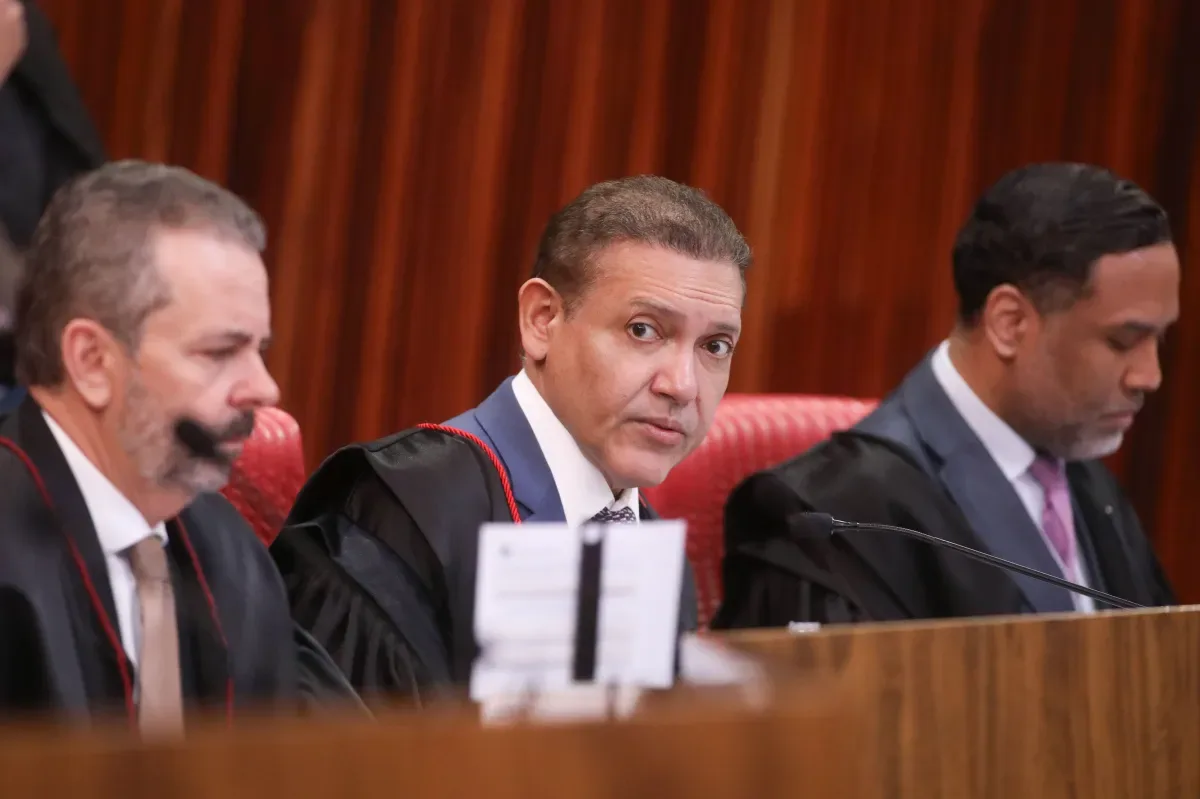 Nunes Marques vota contra pedido do PT para aumentar seu fundo eleitoral