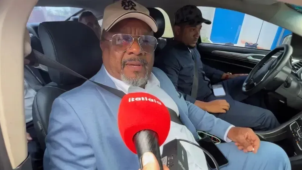 Pai de Gerson, do Cruzeiro, chama processo do Flamengo de “armação”