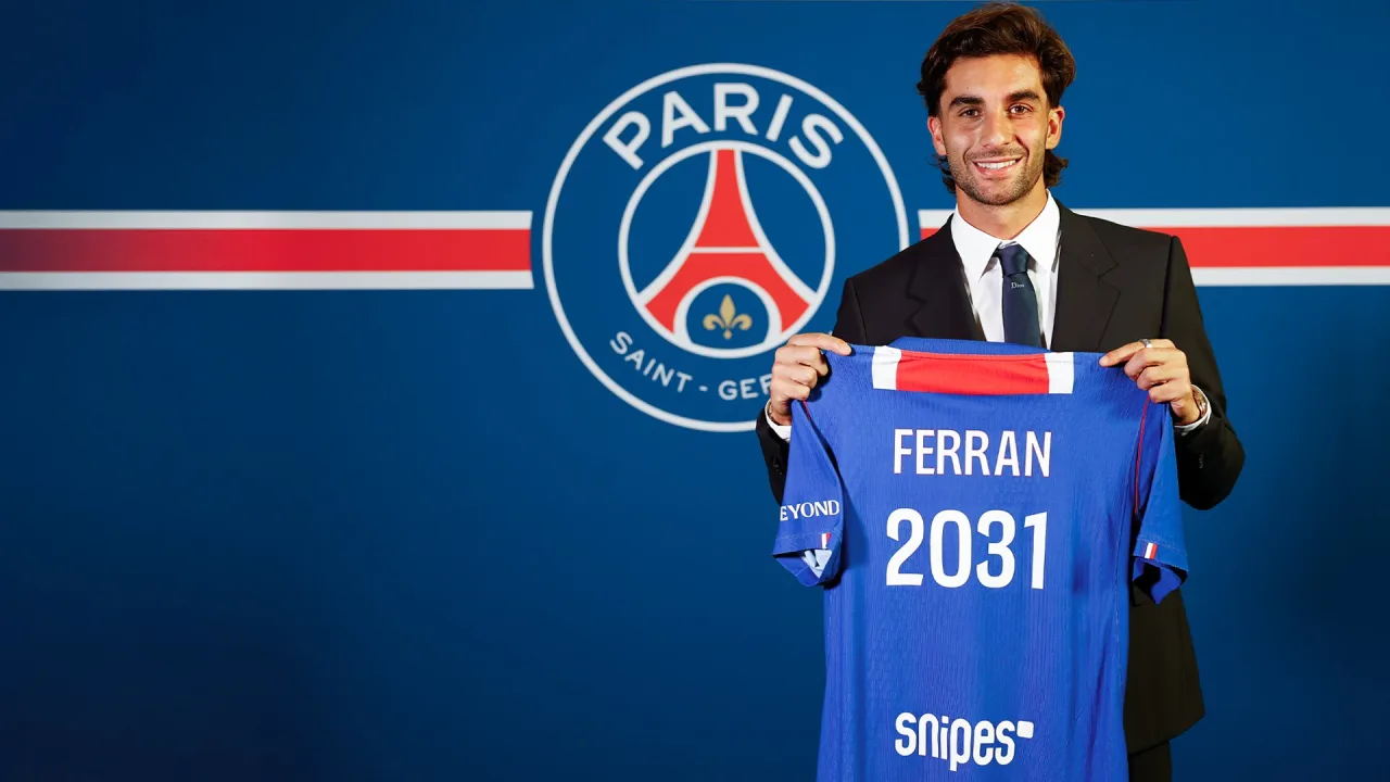 Autor do gol do título da Copa, Ferran Torres é anunciado pelo PSG