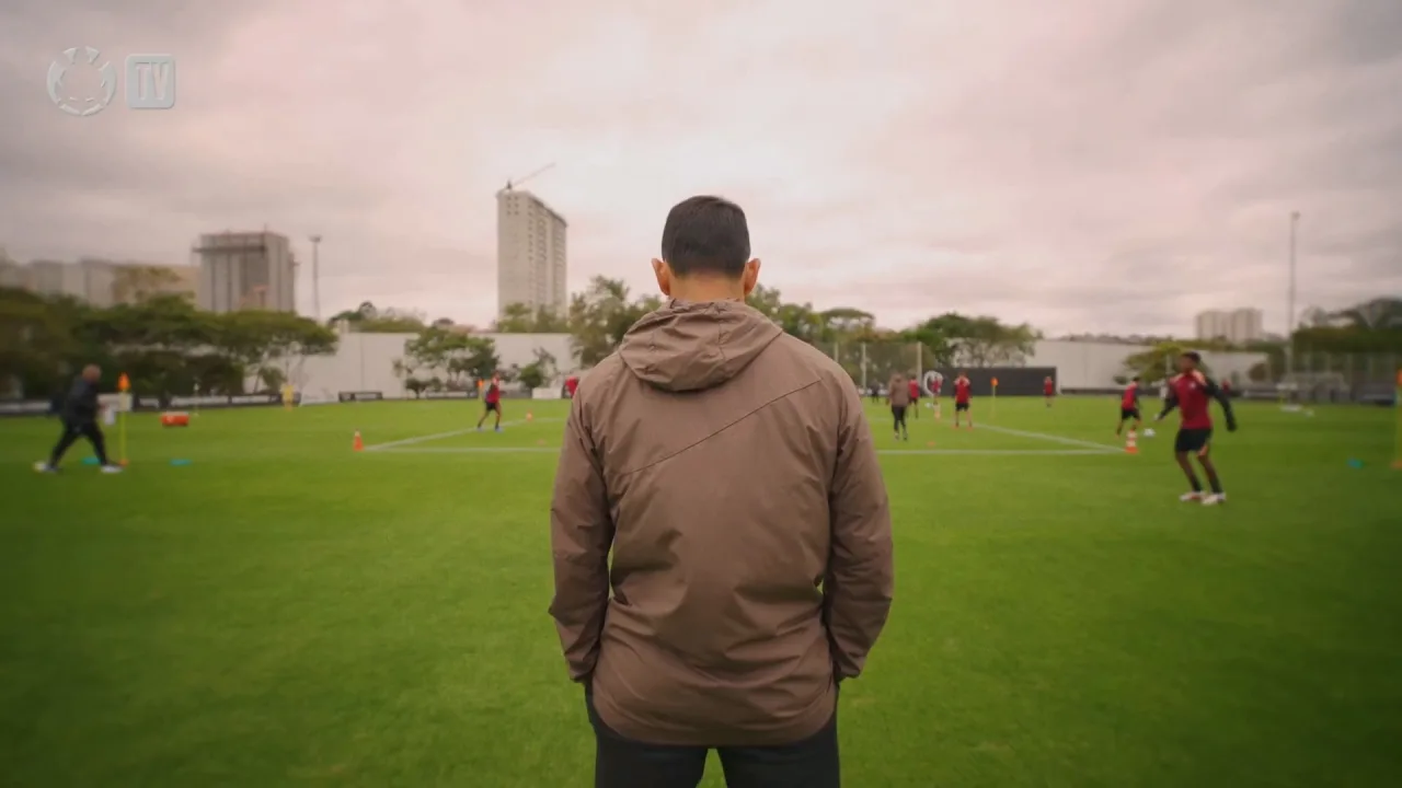 Corinthians faz último treino antes do embarque para a Argentina