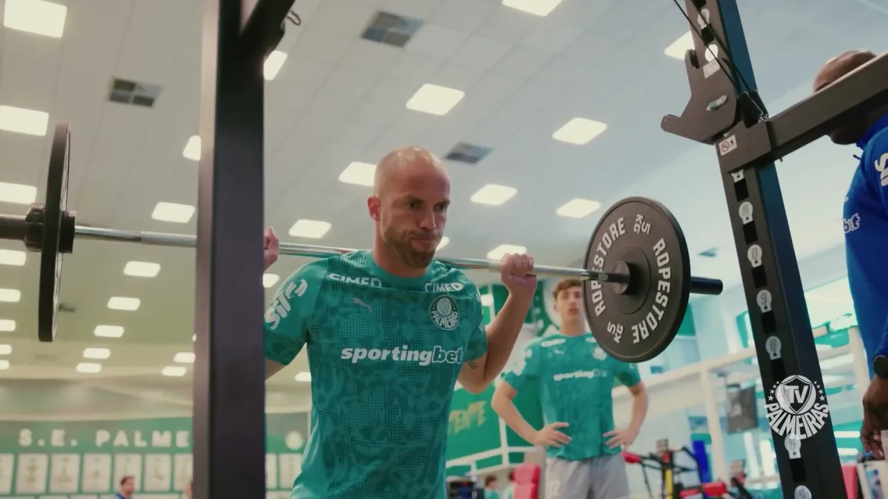 Com mudanças na defesa, Abel Ferreira comanda treino tático e fecha preparação do Palmeiras