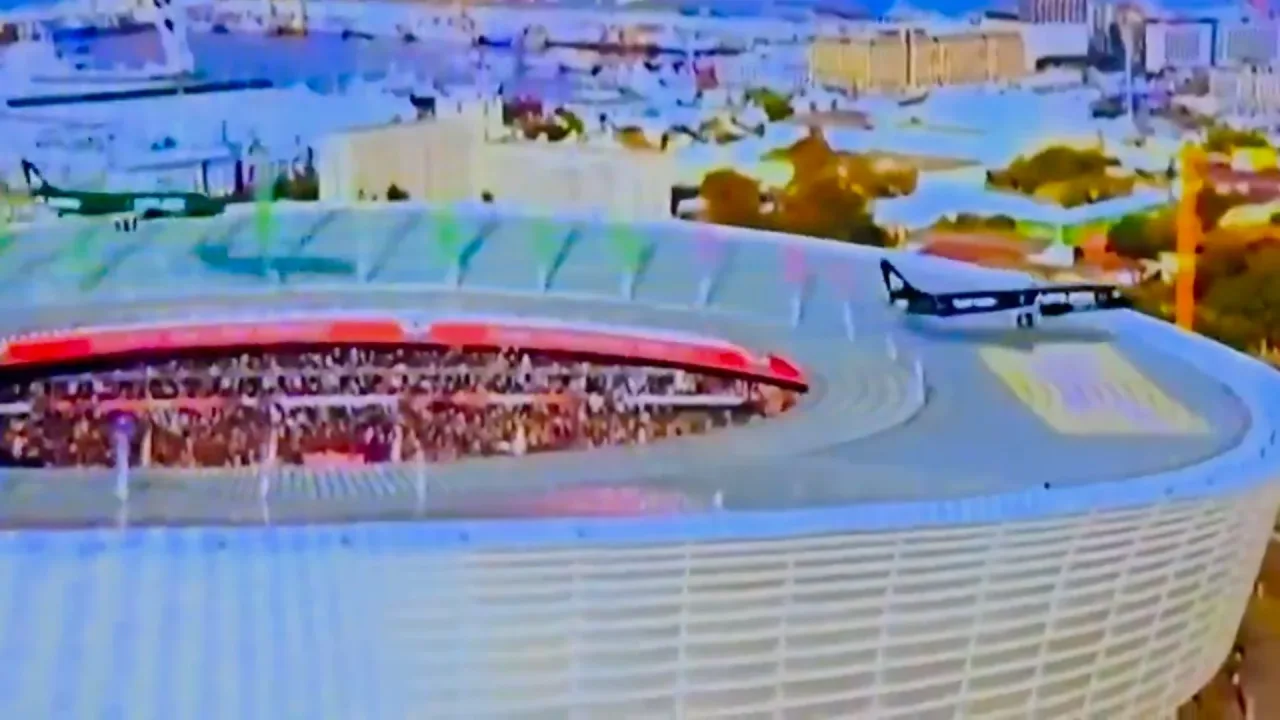 Aviões dão rasante em estádio na África do Sul; assista