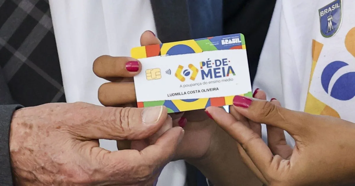 Pé-de-Meia: estudantes começam a receber quinta parcela do incentivo frequência nesta segunda-feira (24)