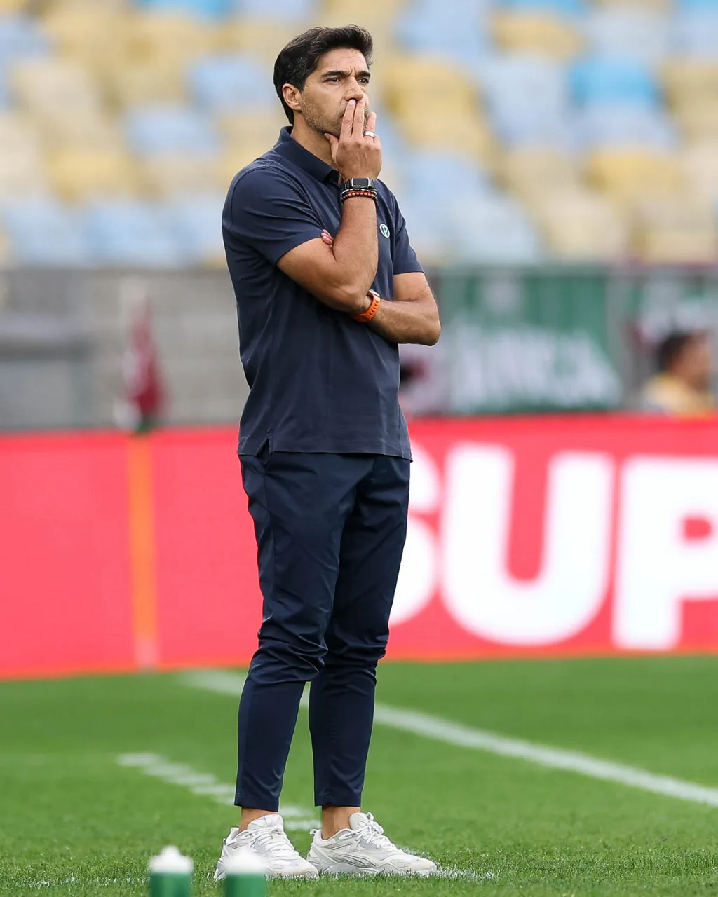 Abel admite mau momento e aponta falhas do Palmeiras em virada do Fluminense