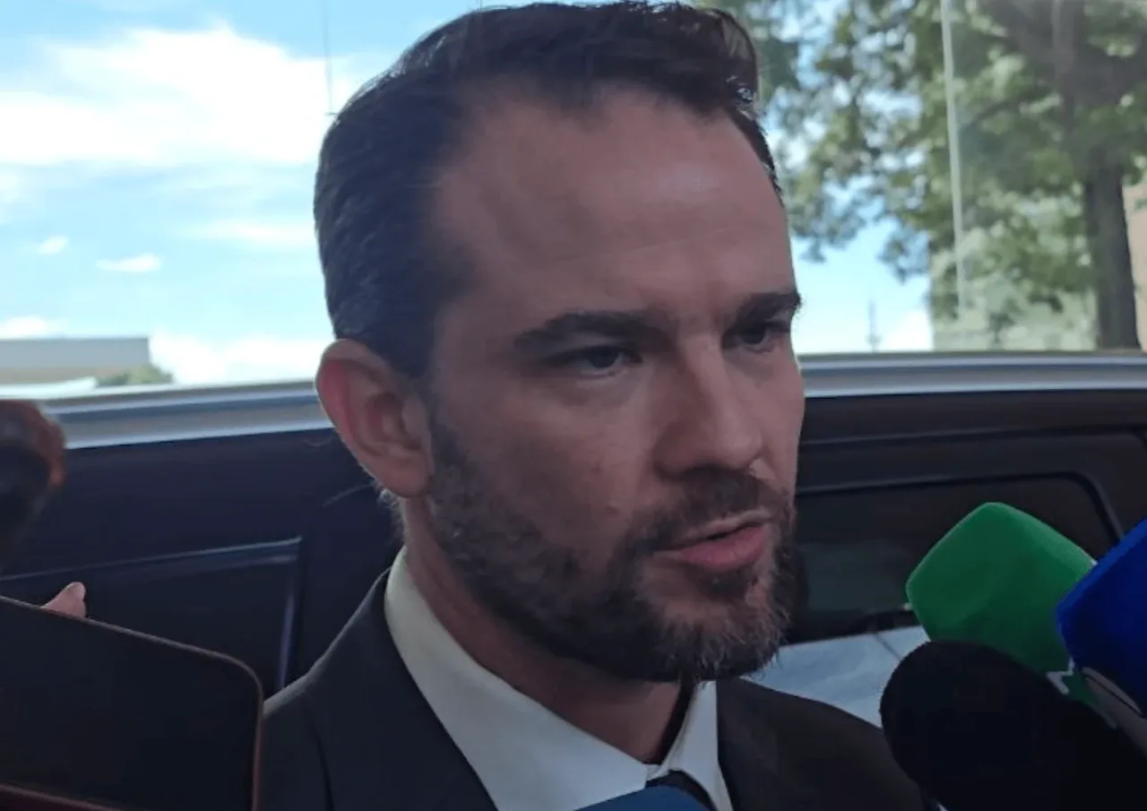 Durigan diz que fim da 6 X 1 e juros serão foco em eventual reeleição