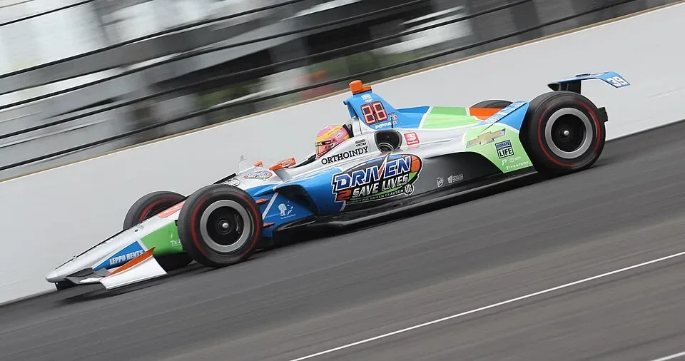Legado Brasileiro na IndyCar: A Trajetória dos Campeões e Ídolos do Automobilismo
