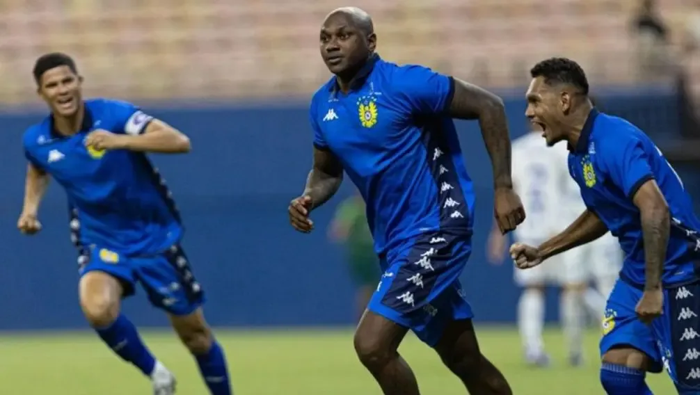 Com gol de Sassá, Nacional-AM bate CSA e larga na frente por vaga na Série C