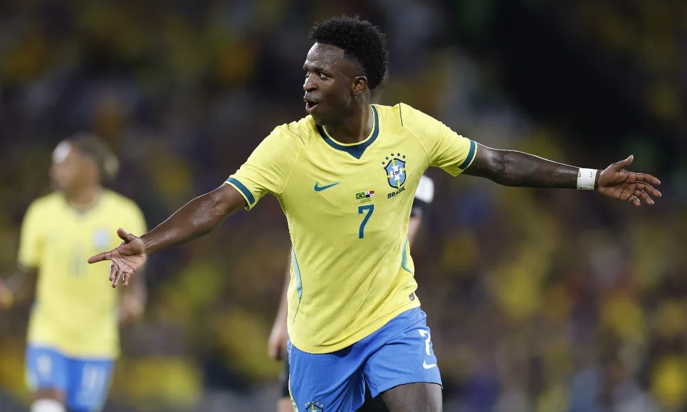 Após ofensiva de Arsenal, Vini Jr. renova com o Real Madrid até 2032
