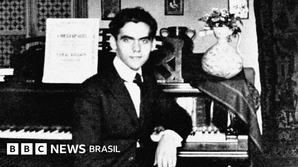Por que os restos mortais de Garcia Llorca não foram encontrados 90 anos após sua morte na Guerra Civil espanhola