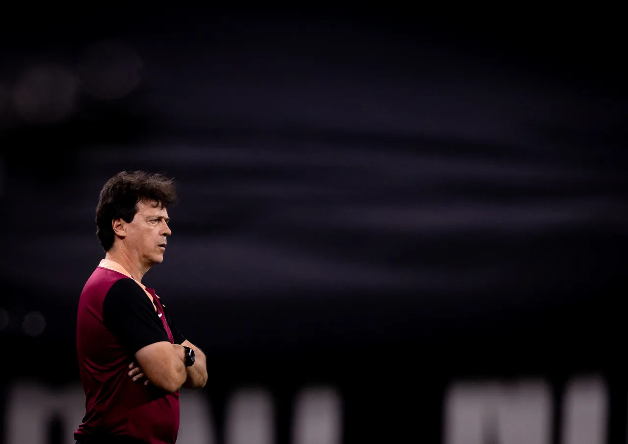 Diniz justifica titulares contra o Cruzeiro e vê Corinthians preparado para decisão na Libertadores