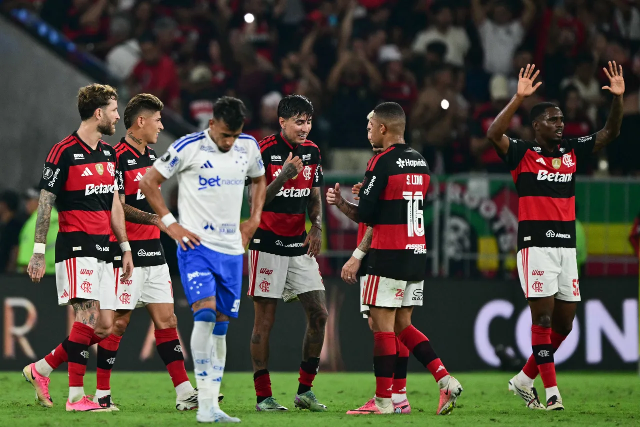 Derrota no Maracanã finda série de 11 jogos do Cruzeiro como visitante