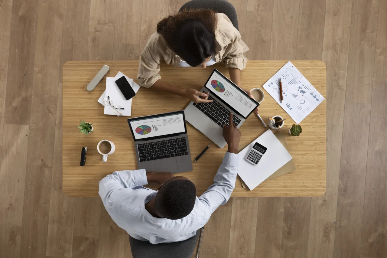 Você sabe separar amizade e trabalho? Faça o QUIZ e descubra