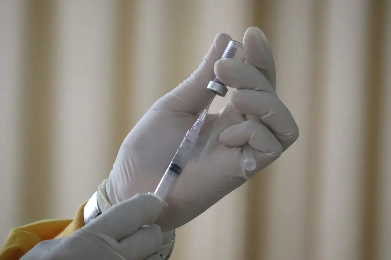 Justiça declara ilegal harmonização facial feita por dentistas