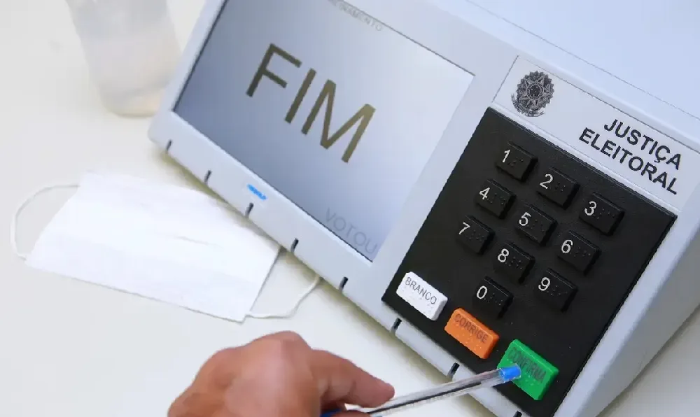 TSE recebe mais de mil denúncias de propaganda eleitoral irregular