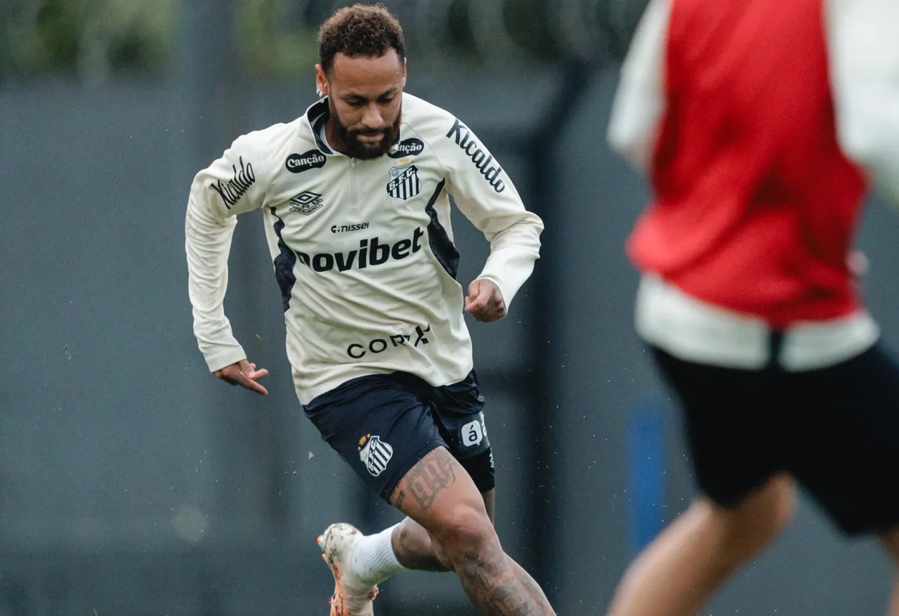 Confira as fotos do treino do Santos desta terça-feira