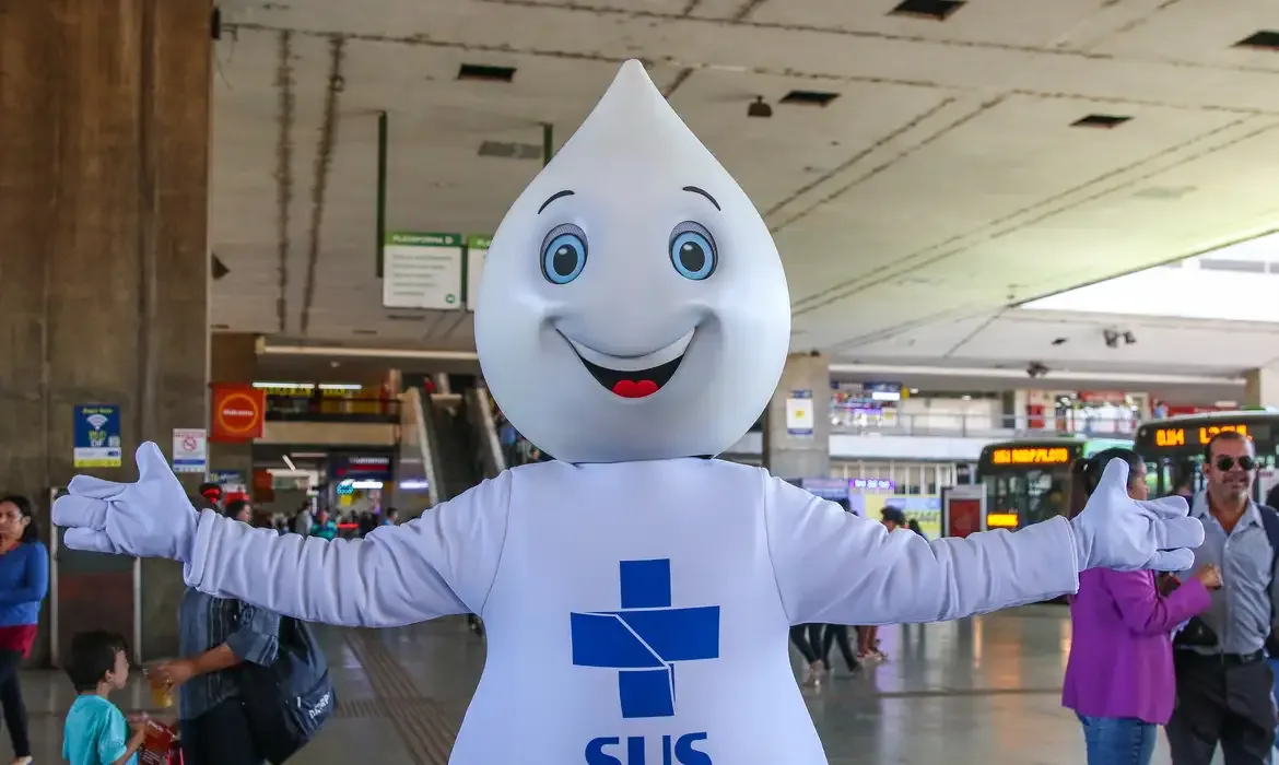 Dia D da Campanha de Multivacinação mobiliza todo o país neste sábado para atualizar cadernetas de saúde