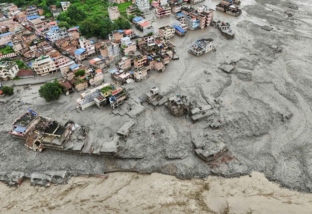 Avalanche no Nepal: Número de mortes chega a 180 e desaparecidos passam de 1.300