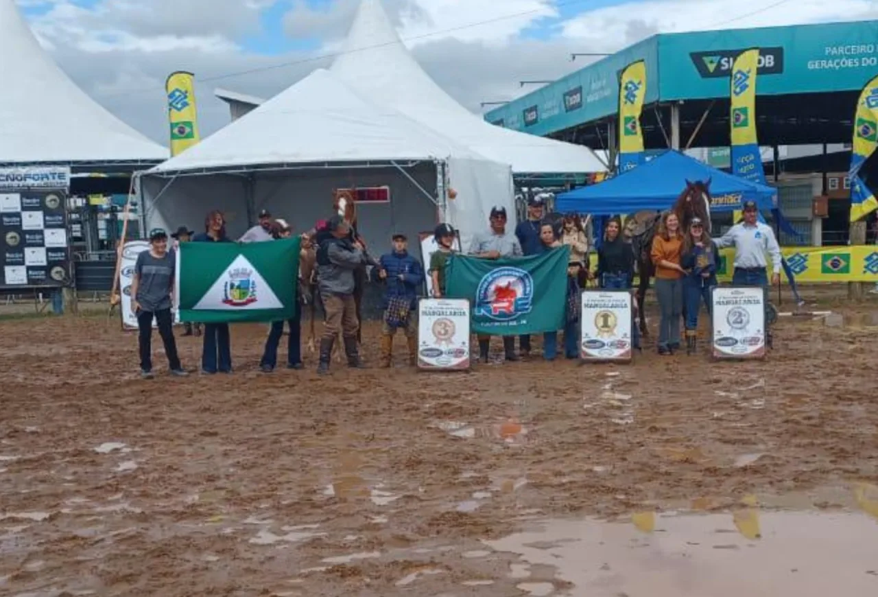 Paranaense de 12 anos vence metade das provas dos 5 Tambores do Mangalarga na Expointer