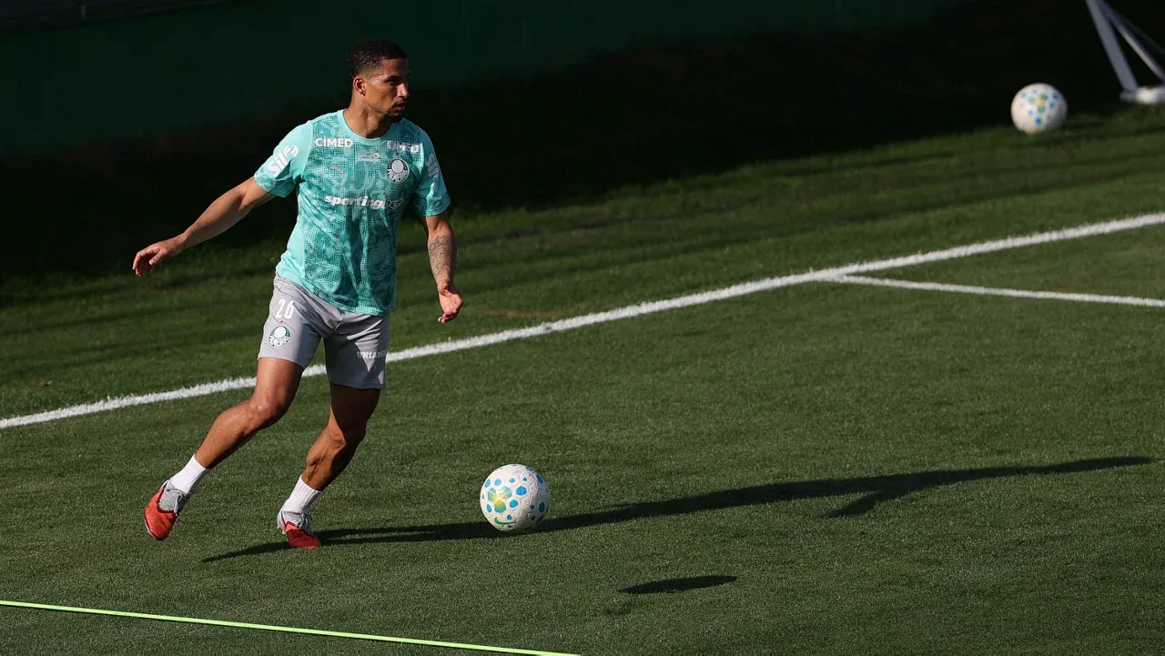 Murilo celebra sequência de jogos e valoriza elenco do Palmeiras