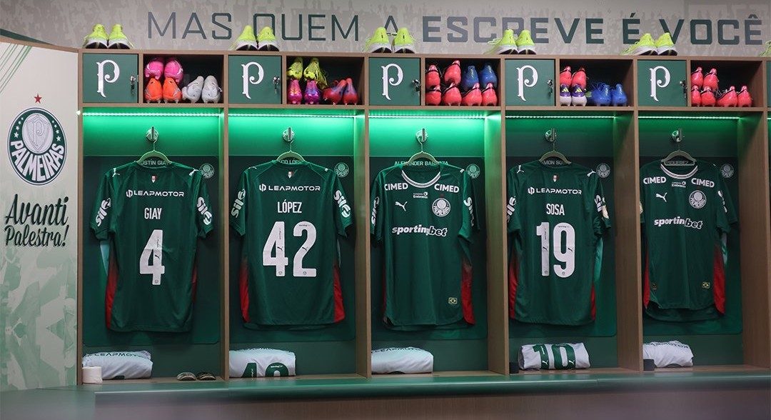 Palmeiras terá Emi Martínez titular e Paulinho no banco para enfrentar o Fortaleza; veja escalações