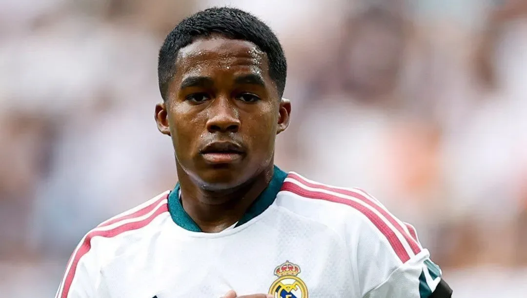 A pedido de Mourinho, Real Madrid informa Endrick que ele fica no clube
