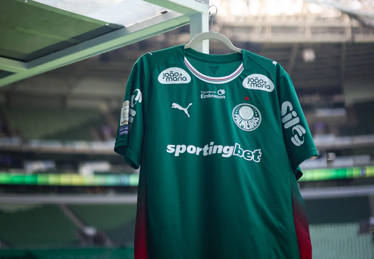 Titulares voltam, e Abel faz oito mudanças no Palmeiras para jogo contra o Inter; veja escalações