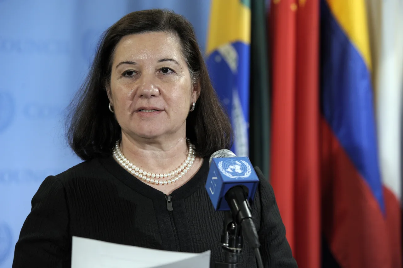 Quem é Maria Luiza Ribeiro Viotti, embaixadora do Brasil nos EUA que teve visto revogado