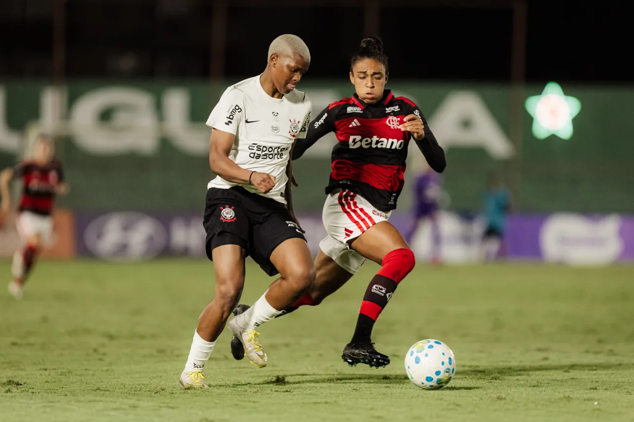 Veja fotos do duelo entre Flamengo e Corinthians pelo Brasileirão Feminino