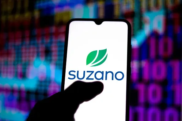 Suzano reforça objetivos em alienação e desalavancagem