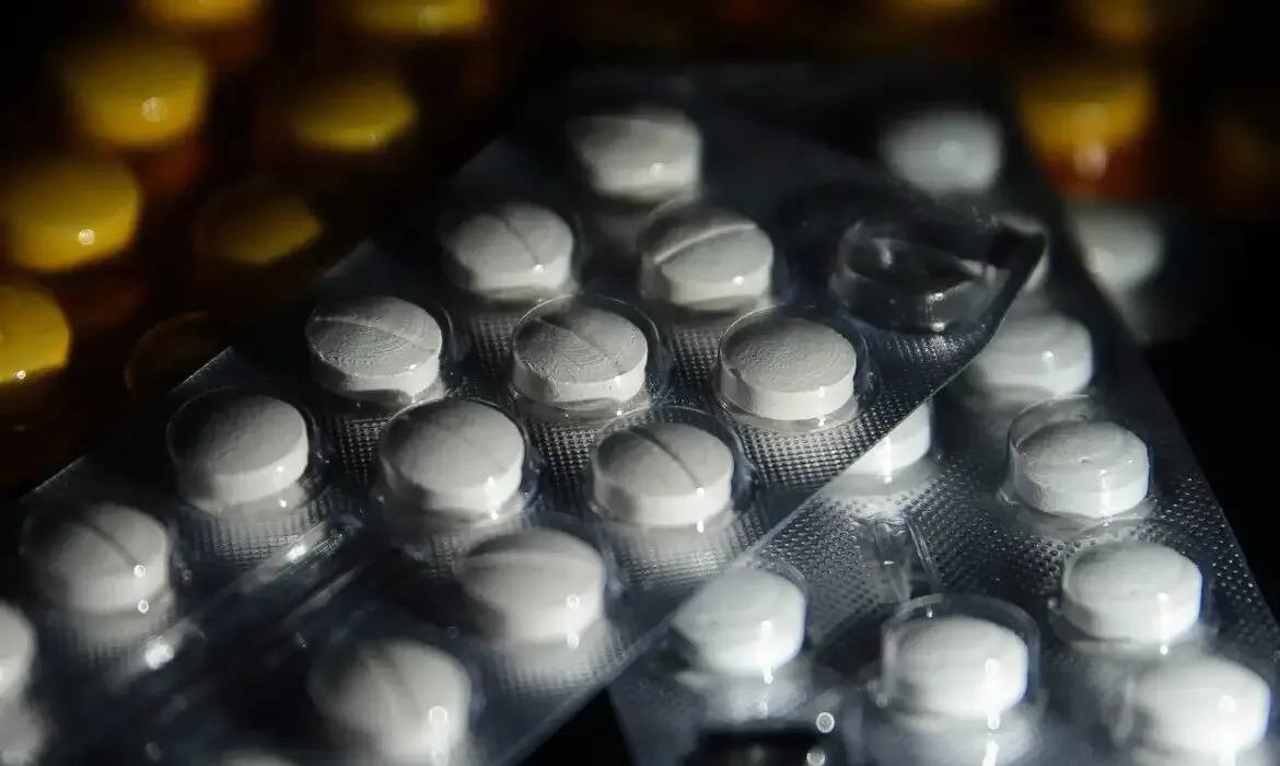 Opine: você concorda com a venda de medicamentos na Shopee?