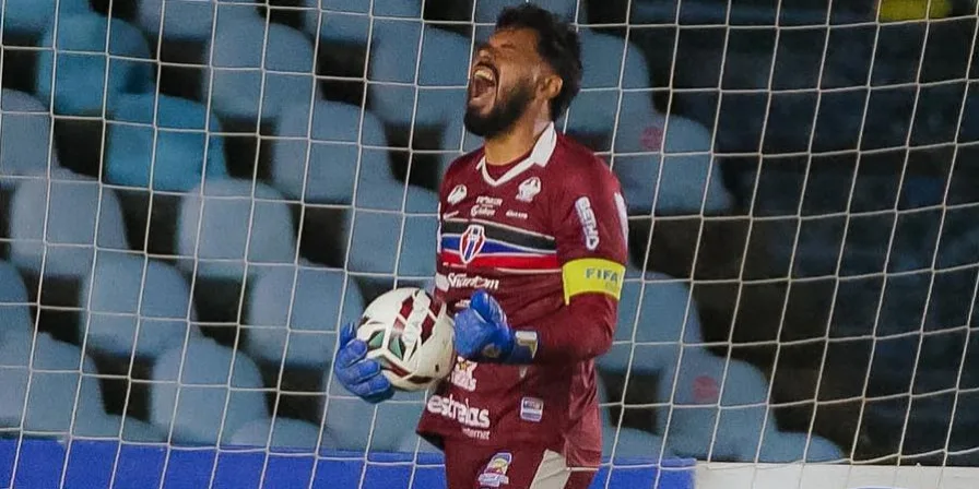 Jean destaca evolução do MAC e comemora permanência na Série C