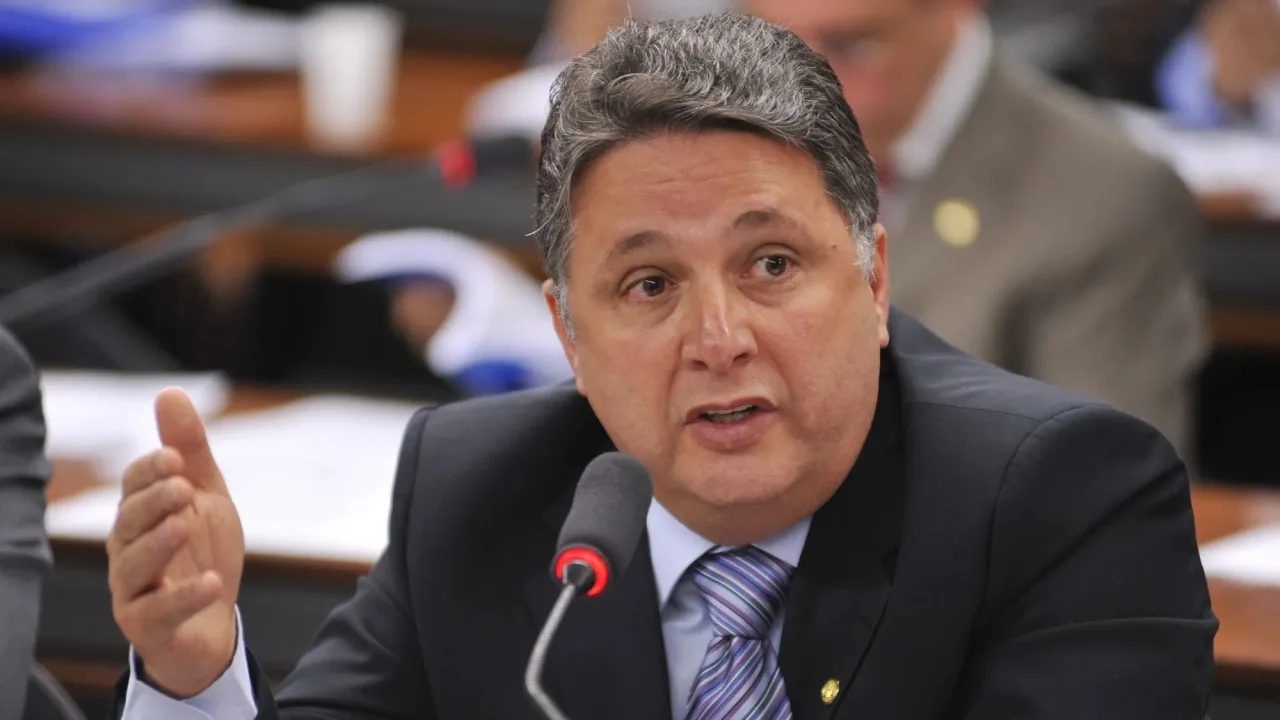MP pede execução imediata de condenação de Garotinho