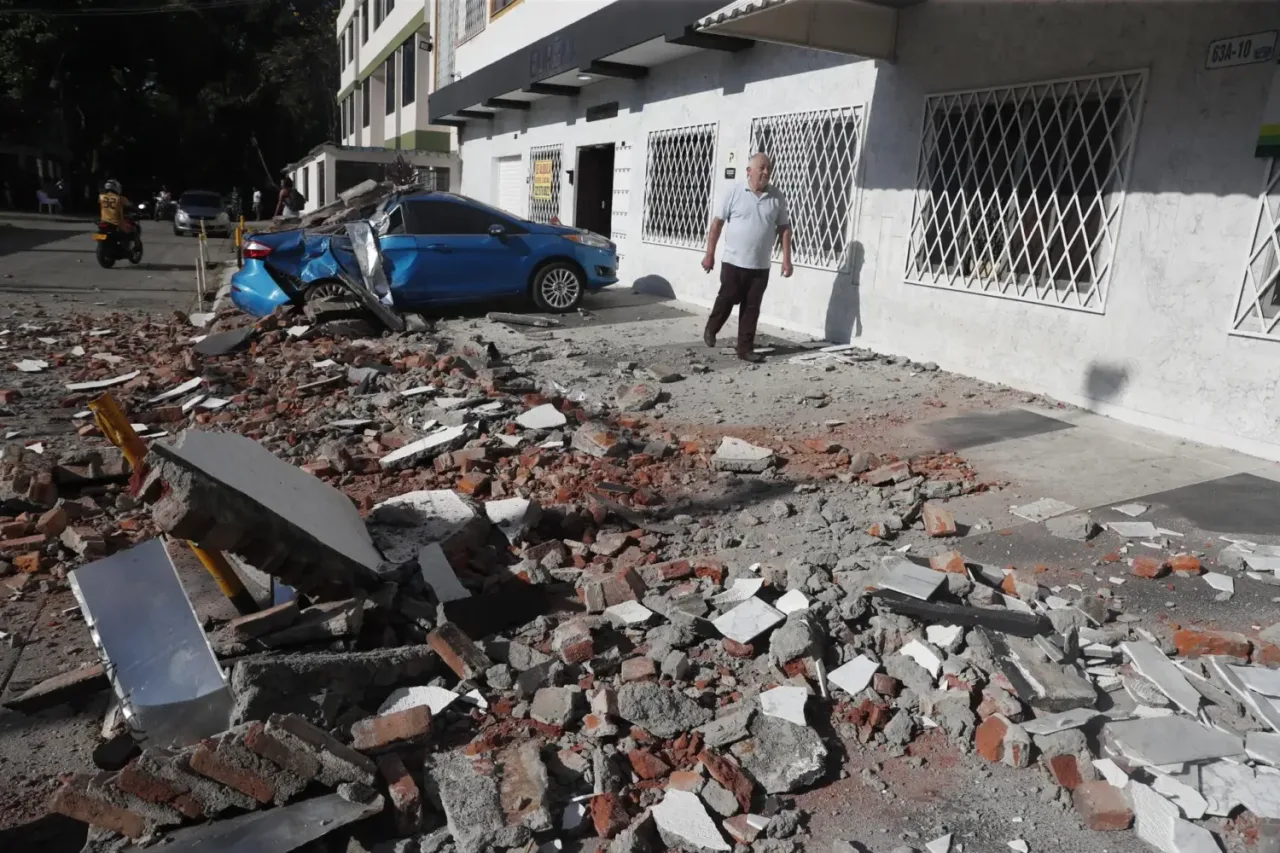 Número de mortos em terremoto na Colômbia sobe para 132