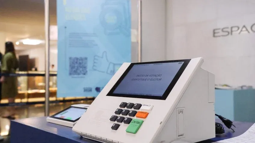 Termina na 5ª feira o prazo para solicitar voto em trânsito
