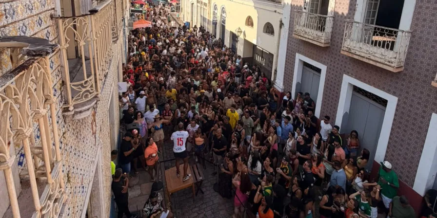 Samba da Formosa volta a lotar a Rua Afonso Pena com homenagem a Zeca Pagodinho