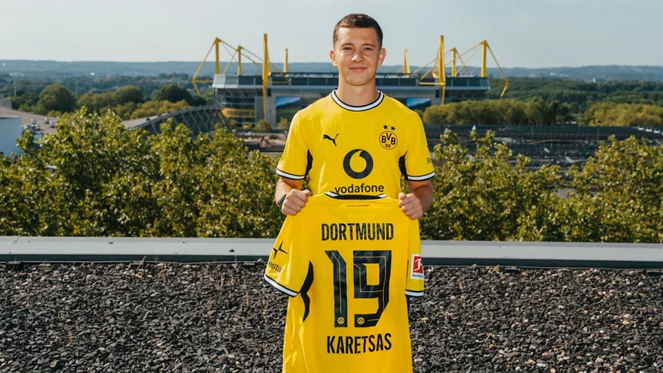Borussia Dortmund anuncia contratação de promessa grega