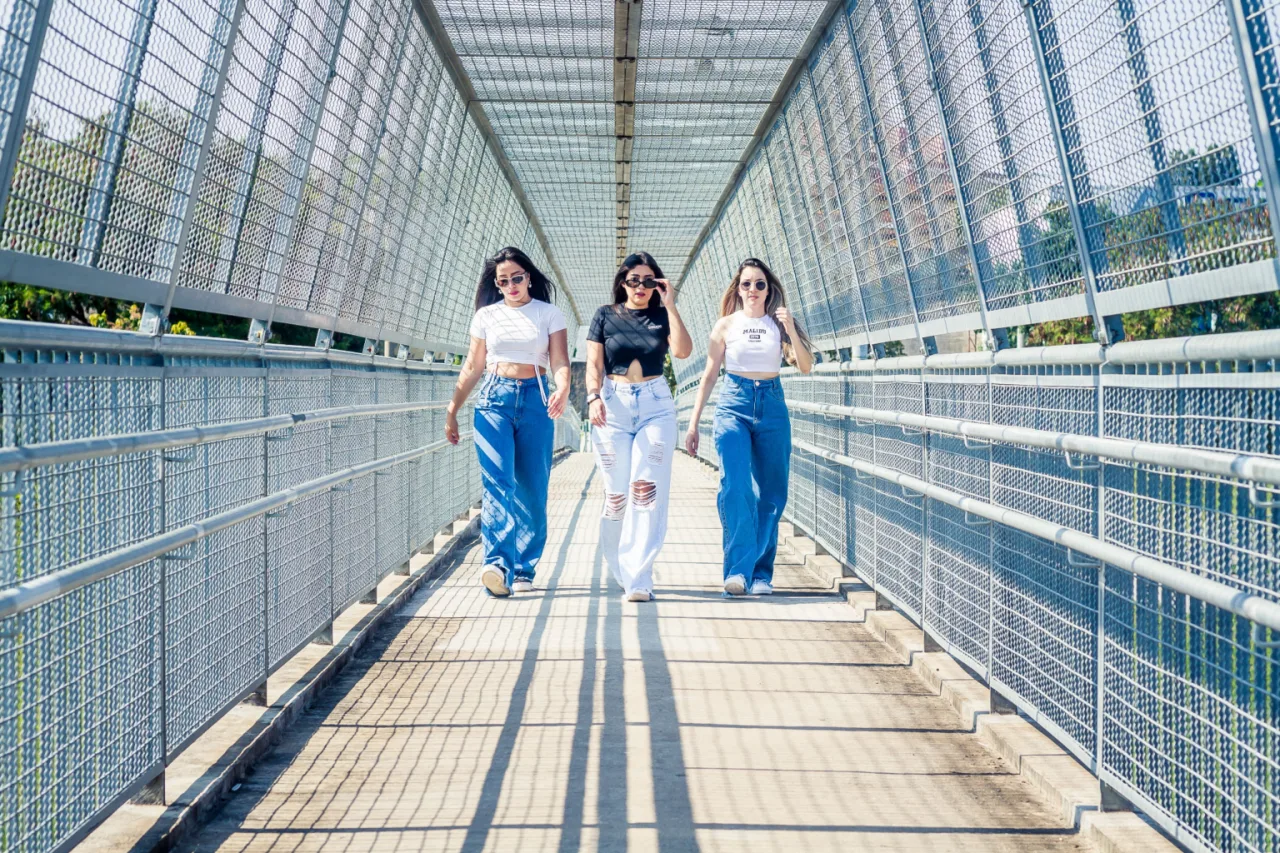 Como transformar a calça jeans em protagonista do look