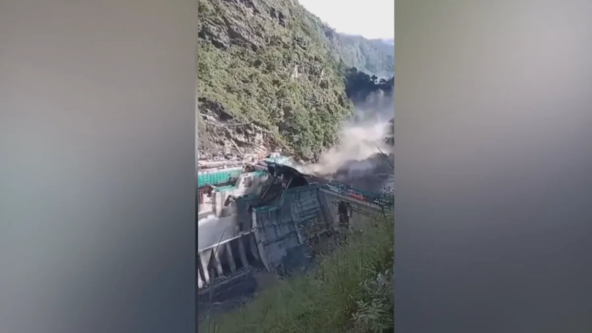 Lago no Nepal transborda e nível do rio sobe, diz autoridade local