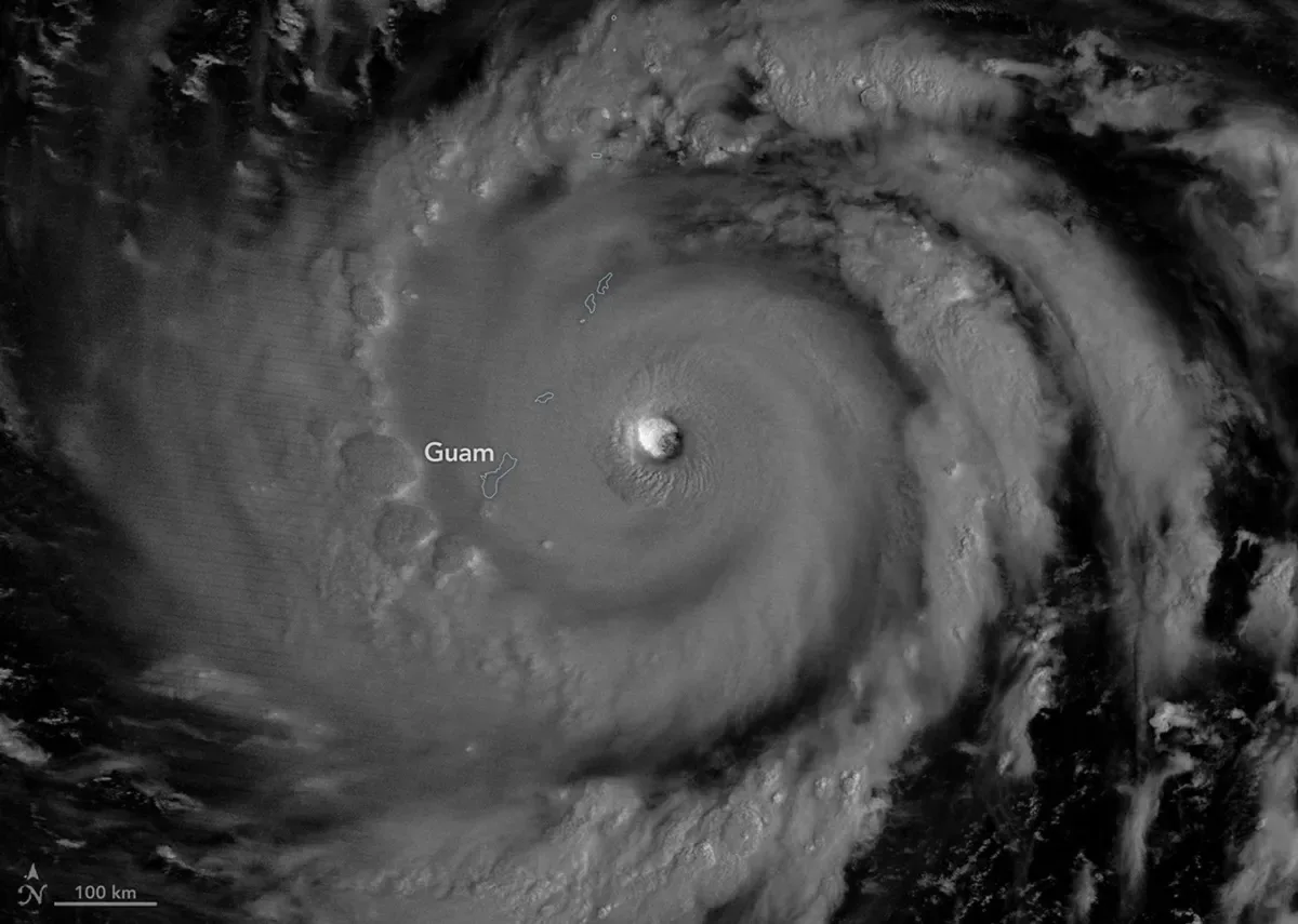 Furacão Lala atinge Havaí com ventos fortes e chuva intensa
