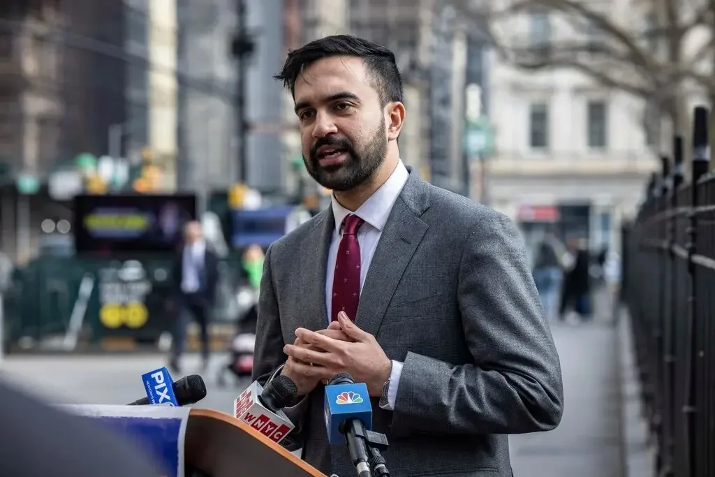 Juiz bloqueia imposto de Mamdani sobre imóveis de luxo em Nova York